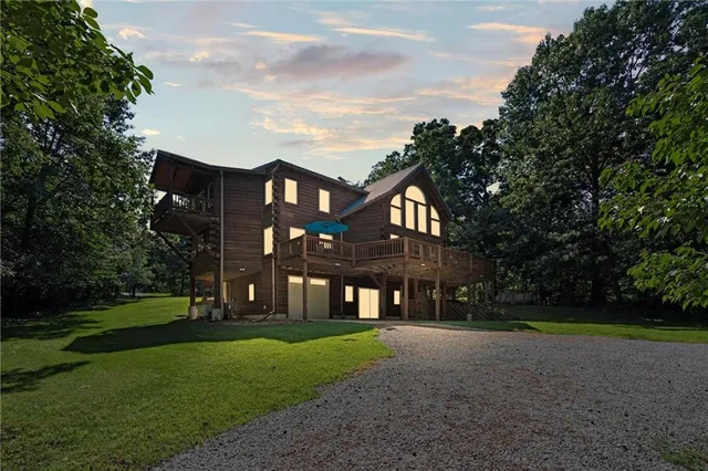 $675,000 | 389 Northwest 1851st Road, Kingsville, MO 64061