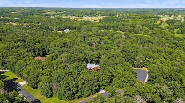 $675,000 | 389 Northwest 1851st Road, Kingsville, MO 64061