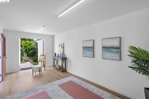 $948,000 | 530 63rd Street, Oakland, CA 94609