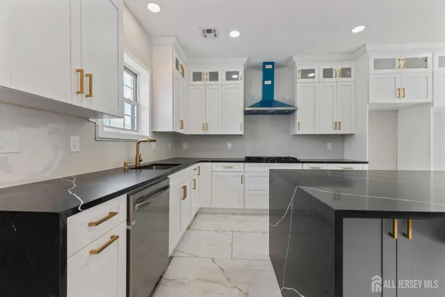 $1,325,000 | 1855 Woodland Avenue, Edison, NJ 08820