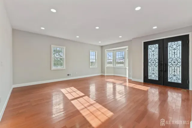 $1,325,000 | 1855 Woodland Avenue, Edison, NJ 08820