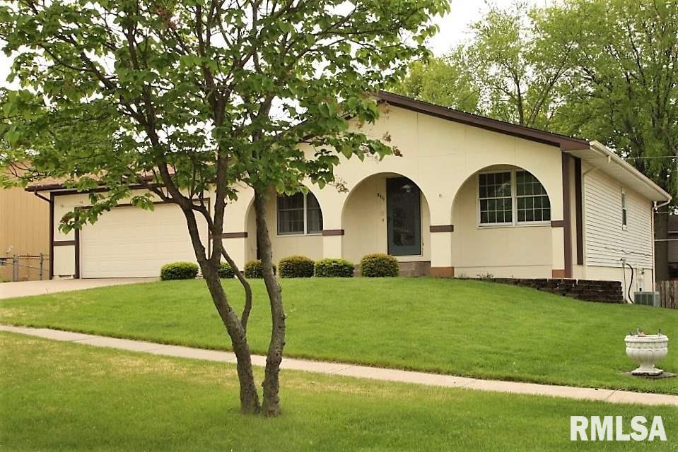 3311 Maplecrest Road Bettendorf, IA 52722 - Photo 1 of 24 Gallery Image 1