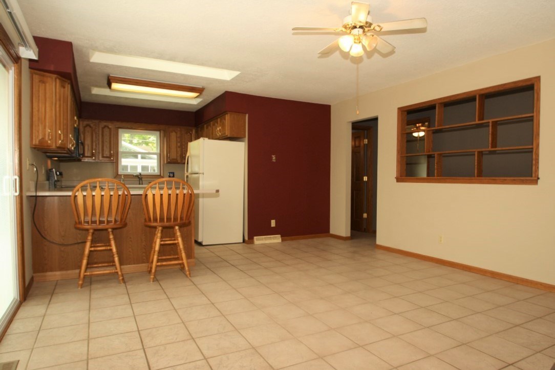 3311 Maplecrest Road Bettendorf, IA 52722 - Photo 10 of 24 Gallery Image 10