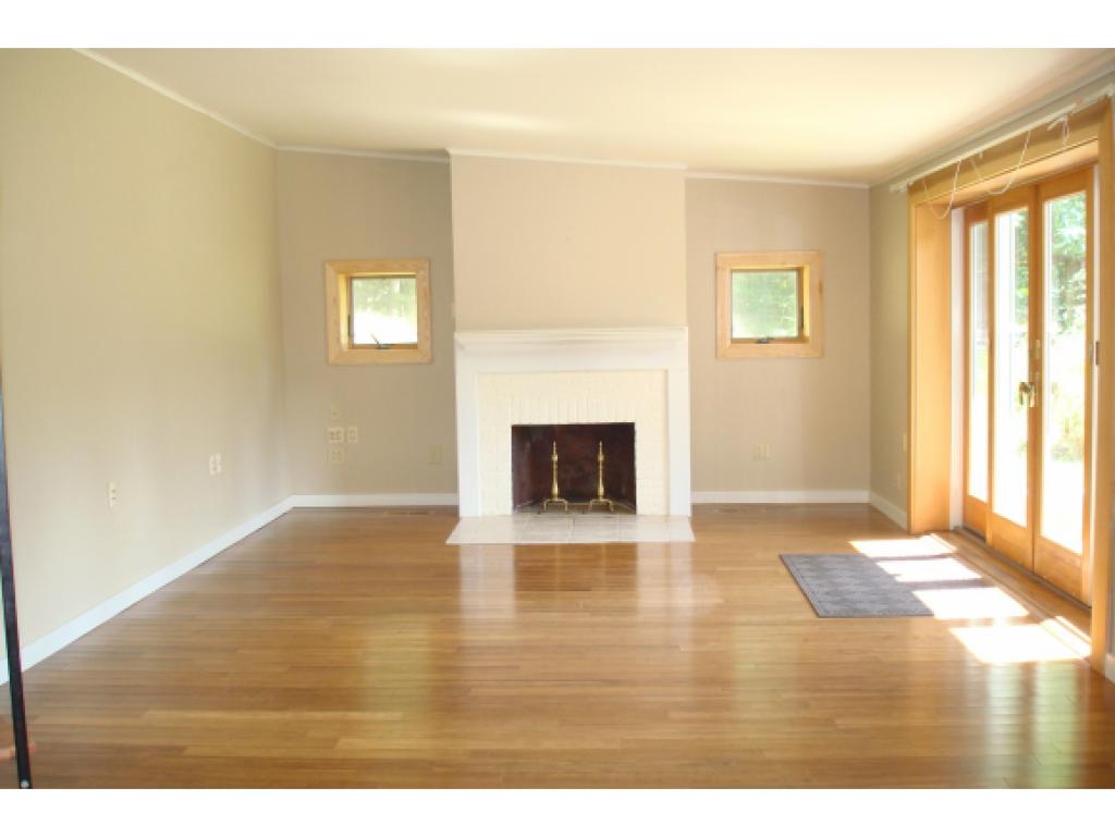 378 Foster Hill Road Henniker, NH 03242 - Photo 9 of 22 Gallery Image 9