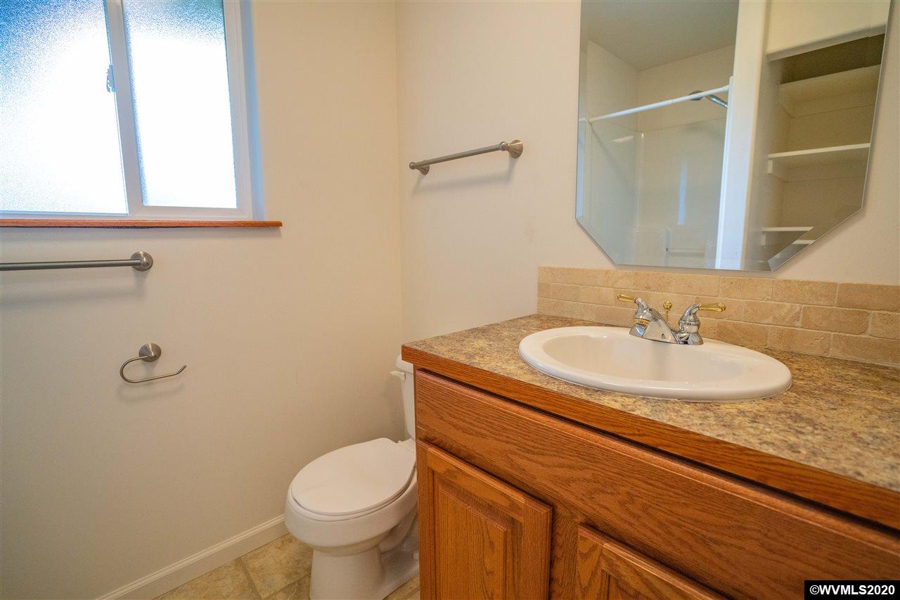 2508 Liberty Road Dallas, OR 97338 - Photo 33 of 41