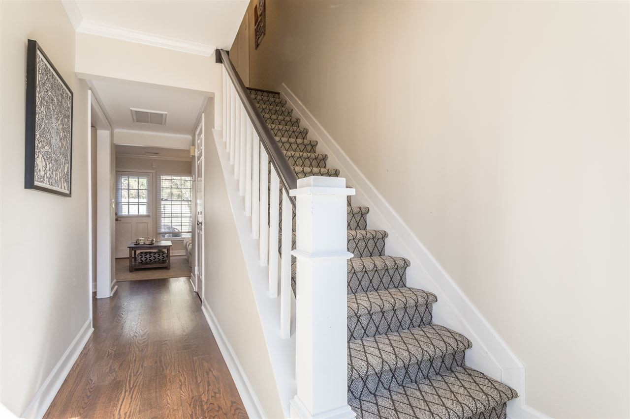 3102 Morningside Drive Raleigh, NC 27607 - Photo 5 of 26 Photo 5