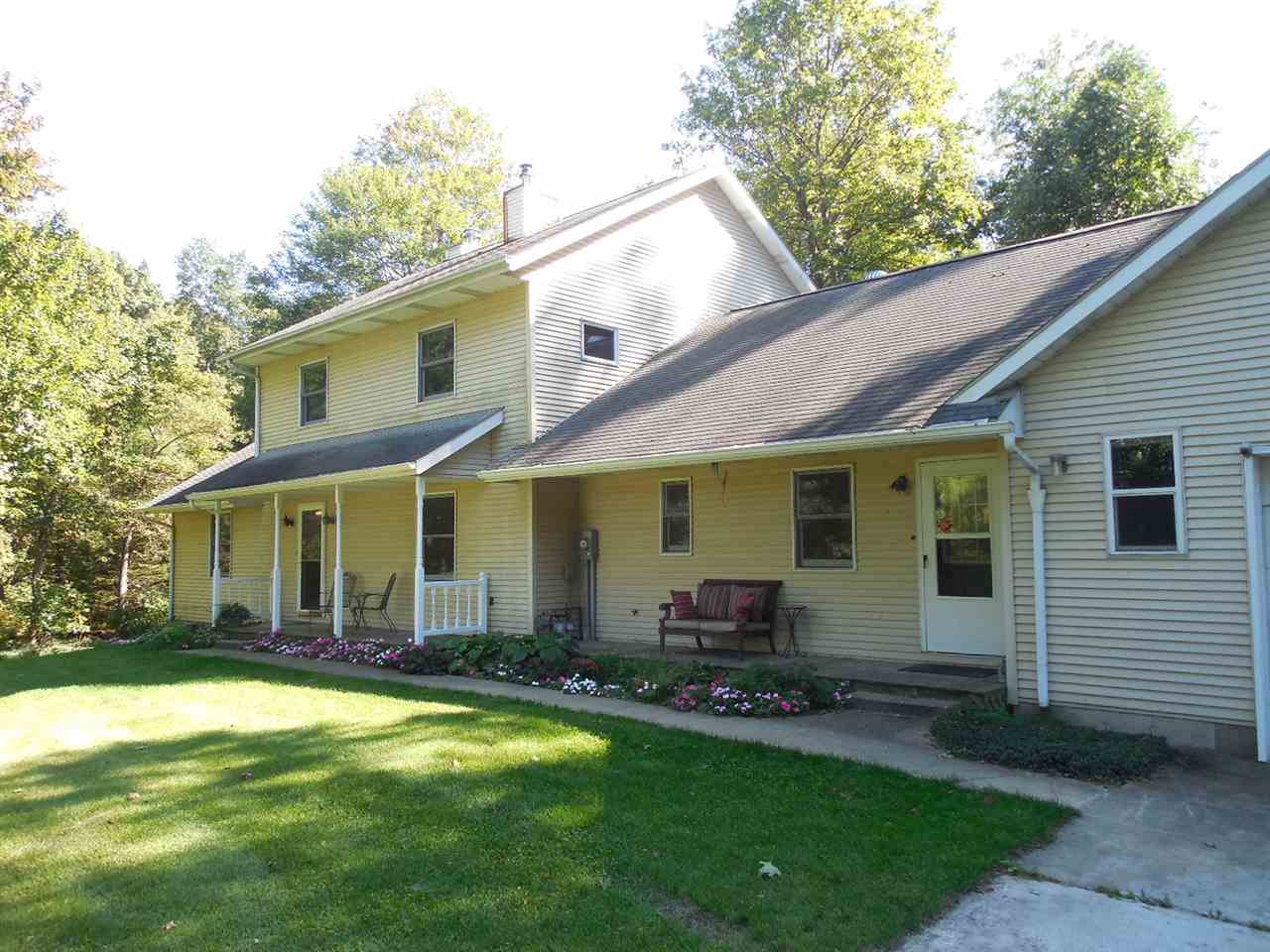 53500 Poppy Road South Bend, IN 46628 - Photo 1 of 29 Gallery Image 1