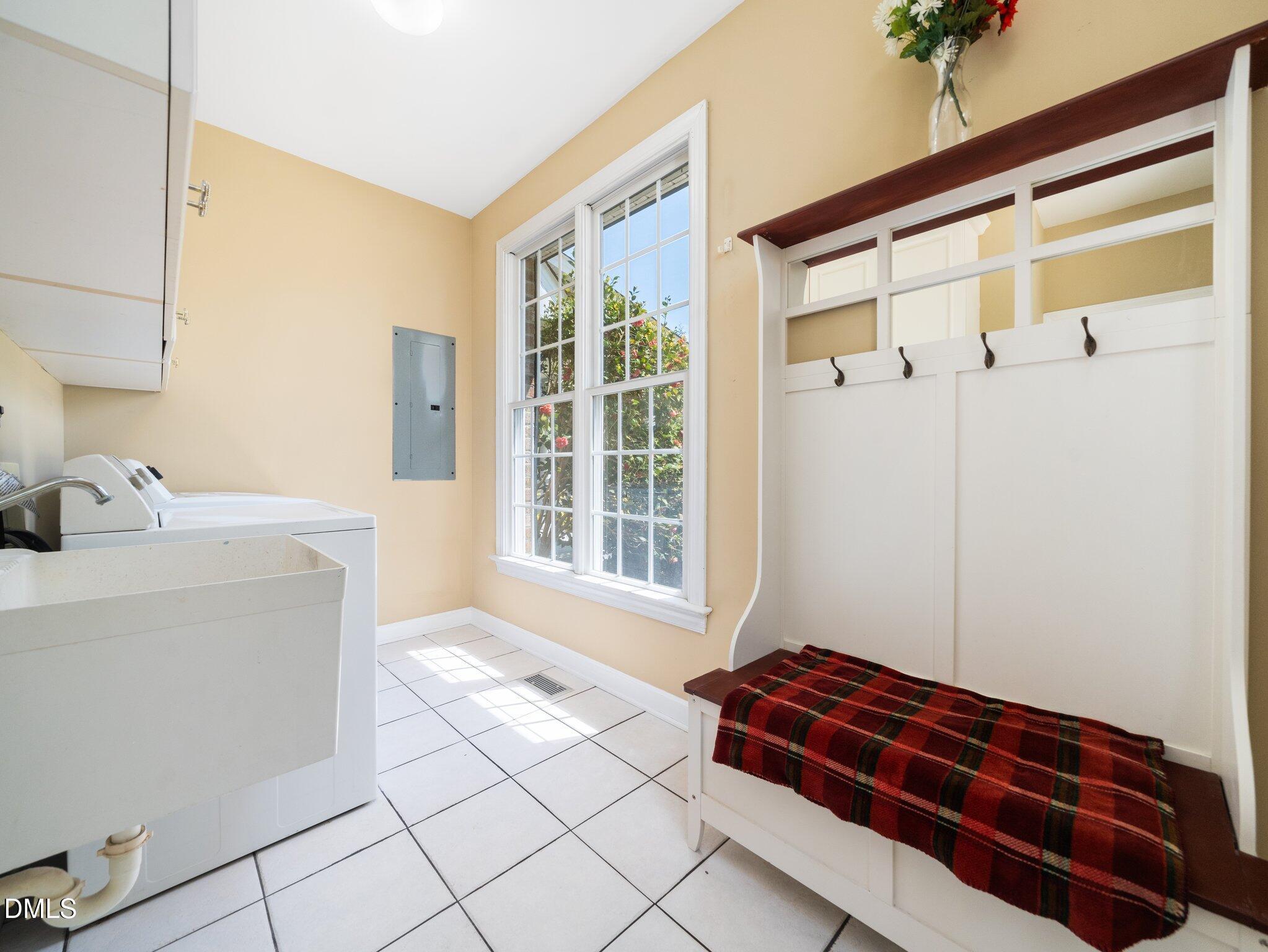 936 Elbridge Drive Raleigh, NC 27603 - Photo 10 of 28