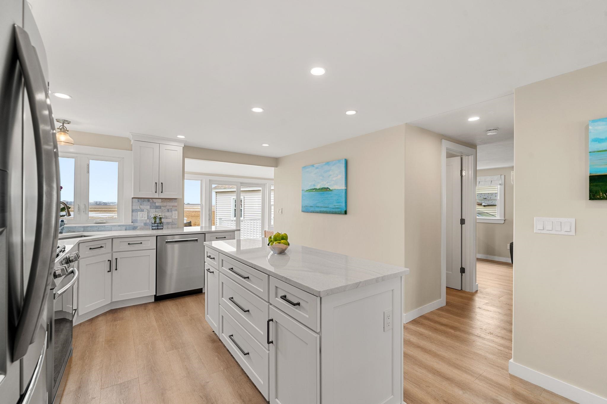 543 Winnacunnet Road Hampton, NH 03842 - Photo 3 of 39 Gallery Image 3