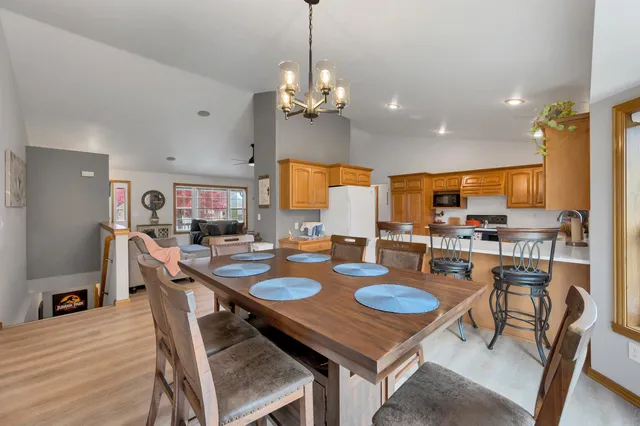 $539,900 | 4011 Garrett Street, De Pere, WI 54115