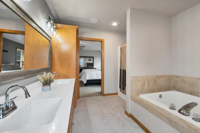 $539,900 | 4011 Garrett Street, De Pere, WI 54115