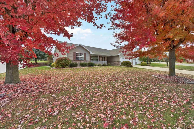 $539,900 | 4011 Garrett Street, De Pere, WI 54115