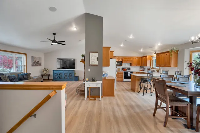 $539,900 | 4011 Garrett Street, De Pere, WI 54115