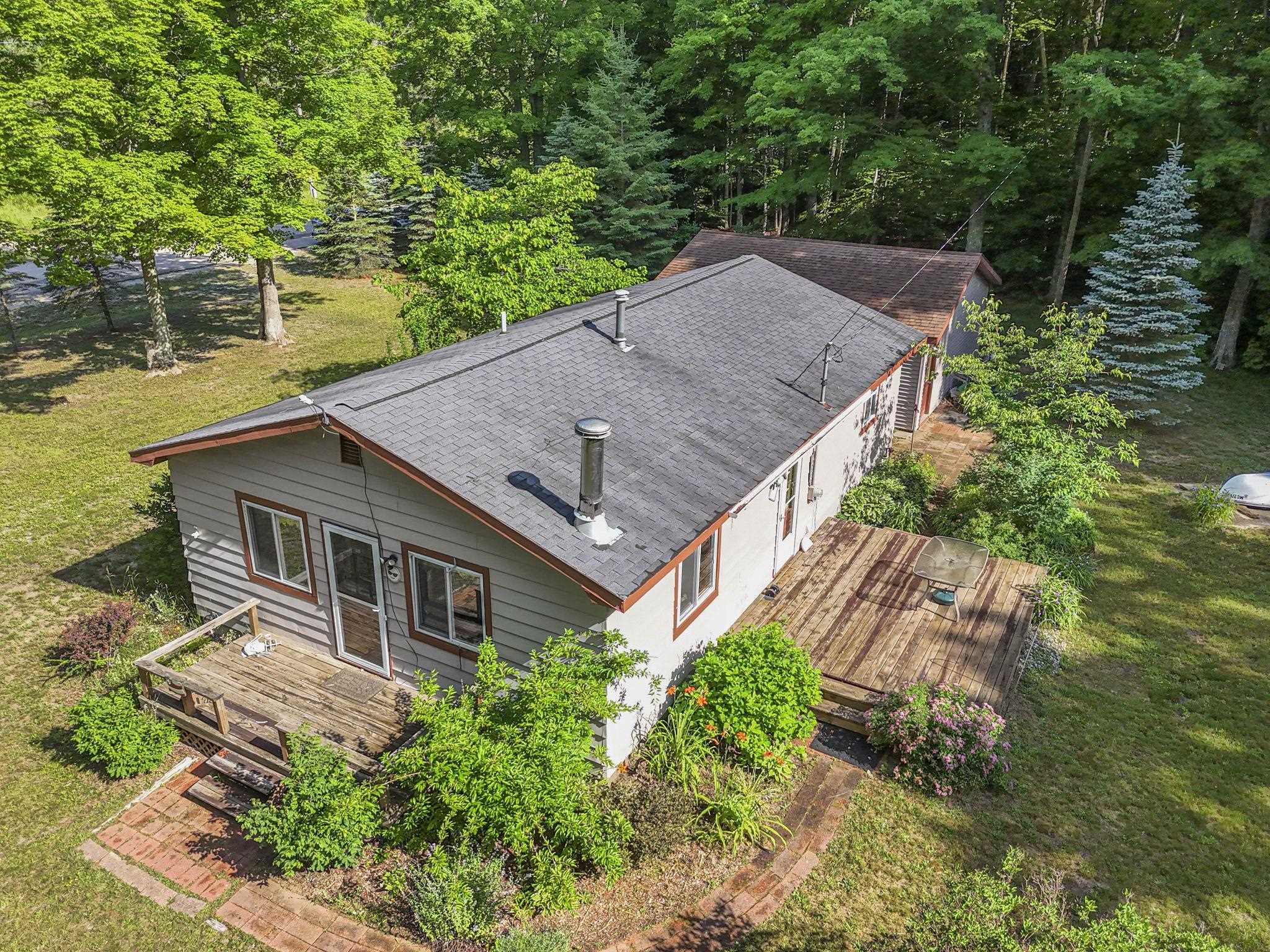 5135 Kast Road Benzonia, MI 49616 - Photo 31 of 45 1947767-5dd7538f-fa8e-45f2-9f84-a1856f0077b4.JPG