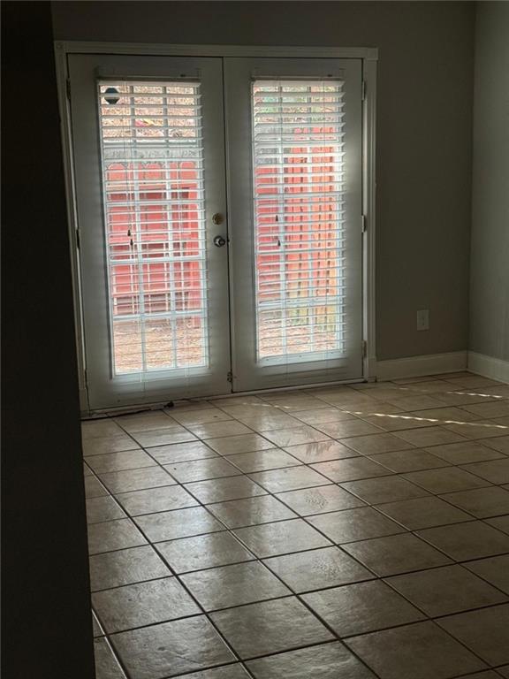 4701 Flat Shoals Road, Unit 59B Union City, GA 30291 - Photo 7 of 13 a view of an empty room with a window