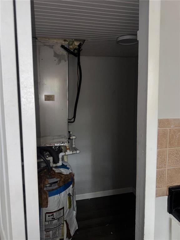 4701 Flat Shoals Road, Unit 59B Union City, GA 30291 - Photo 10 of 13 a view of hallway with mirror and a sink