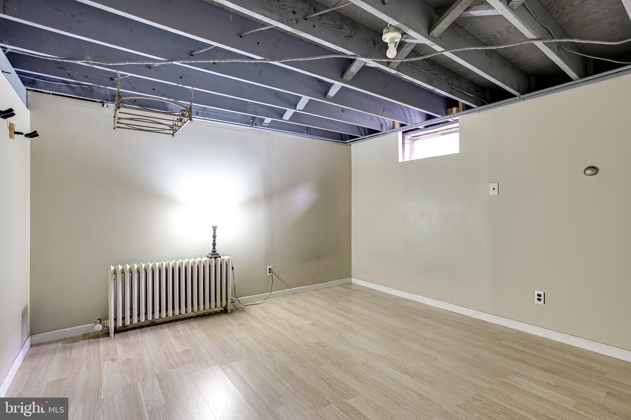 312 Savannah Road Baltimore, MD 21221 - Photo 21 of 29 Bonus Room