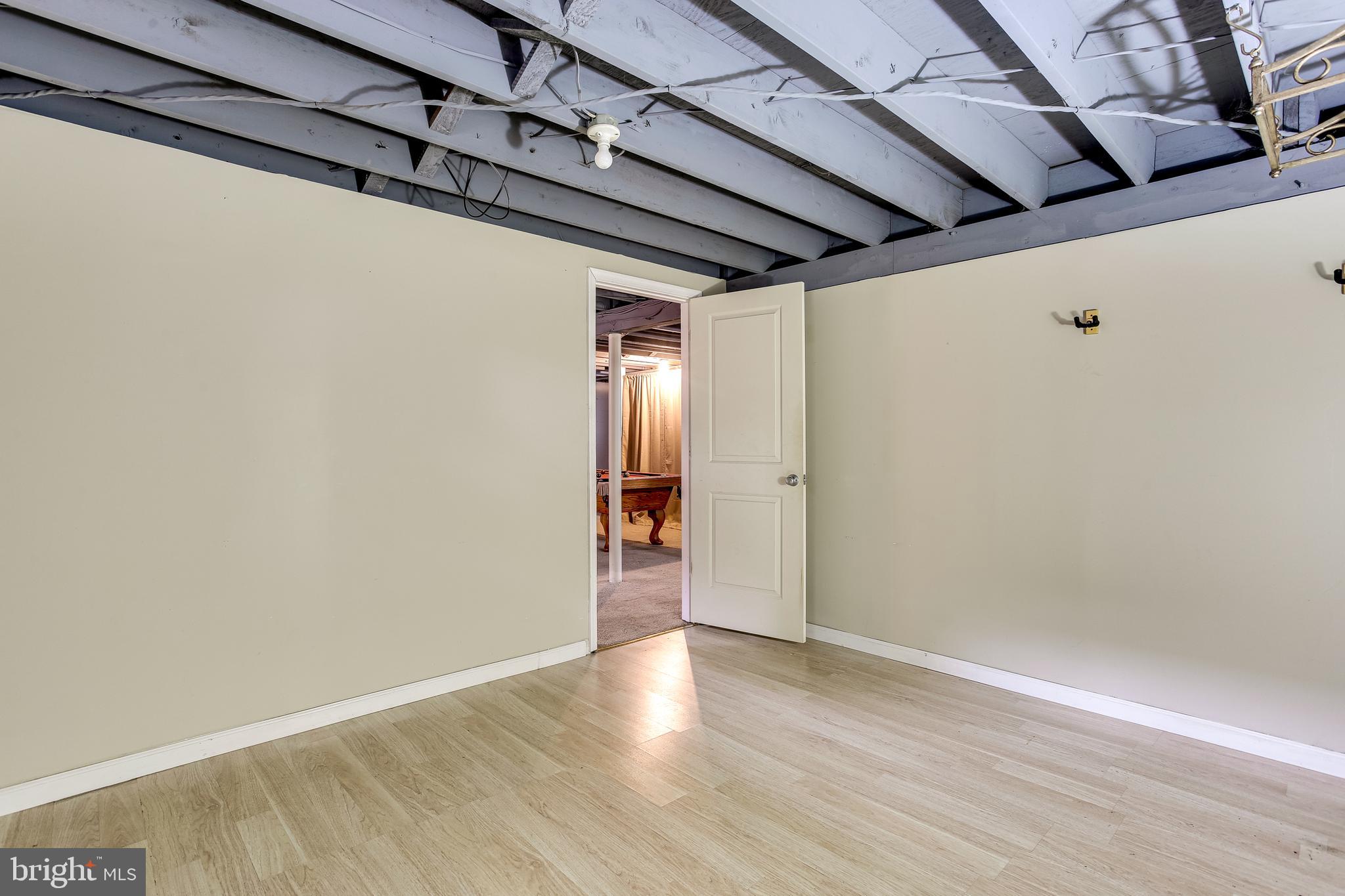 312 Savannah Road Baltimore, MD 21221 - Photo 22 of 29 Bonus Room