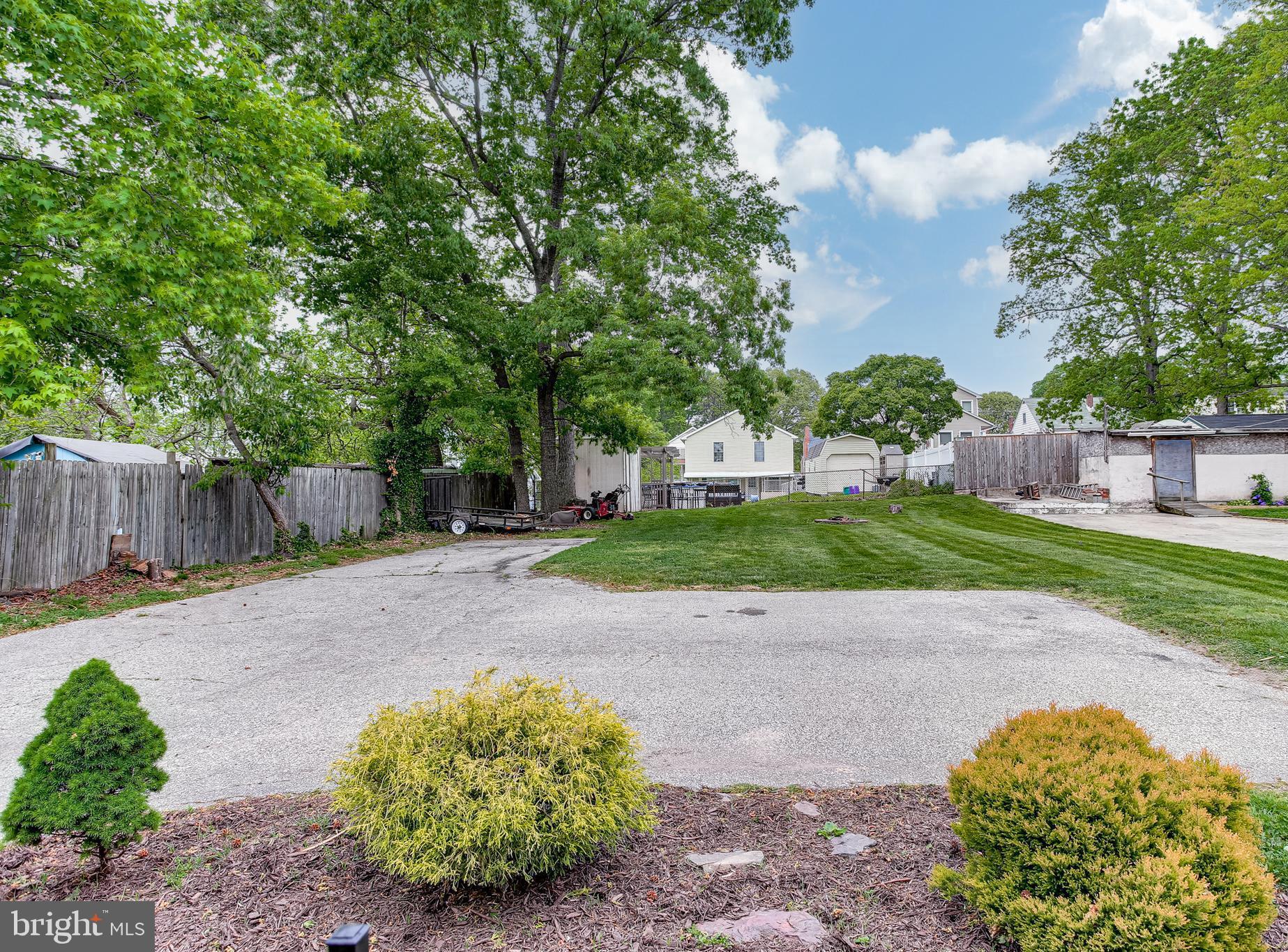 312 Savannah Road Baltimore, MD 21221 - Photo 29 of 29 Rear Exterior w/ Extra Parking Potential