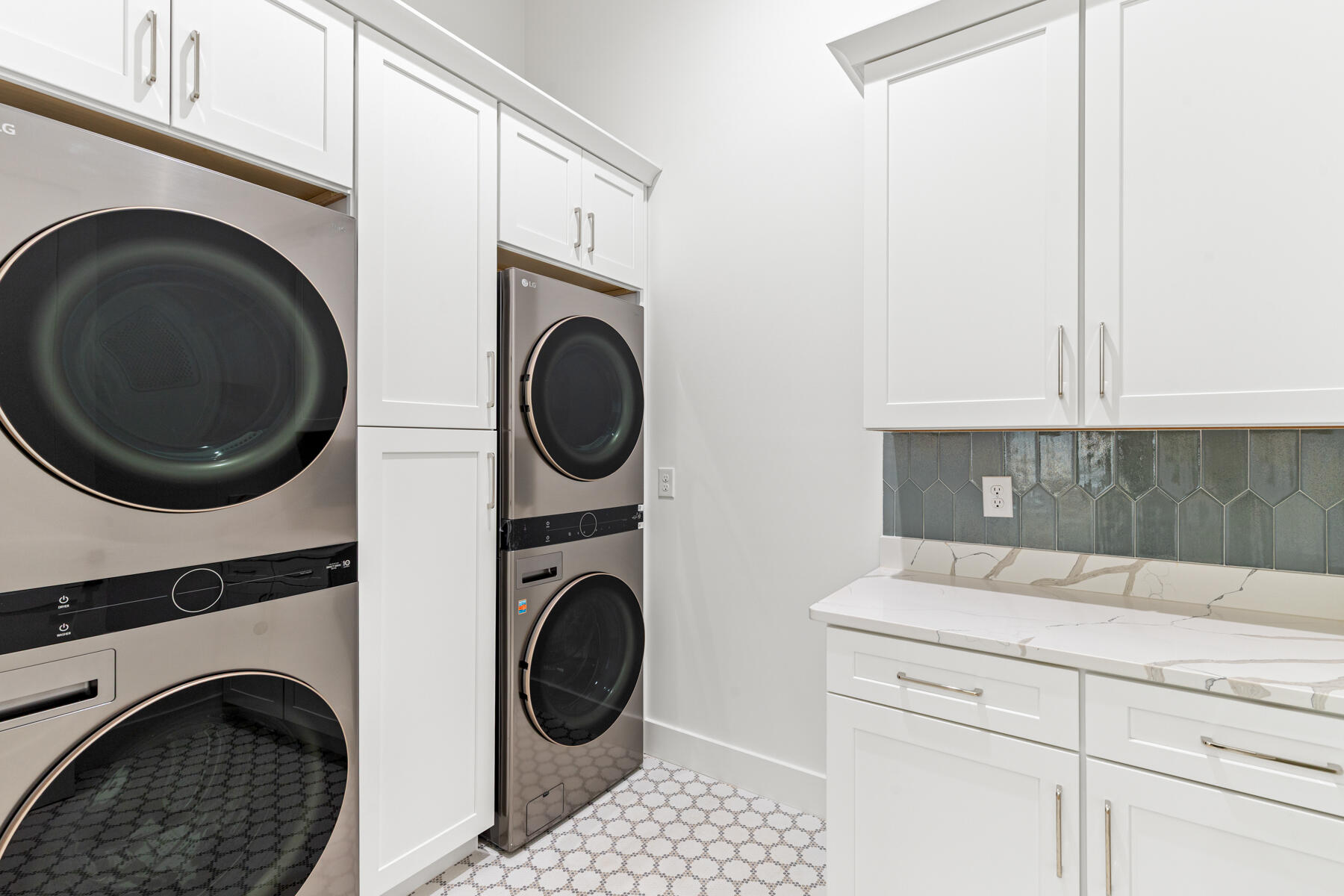 74 Shady Pines Drive Santa Rosa Beach, FL 32459 - Photo 26 of 51 a kitchen with a washer and dryer