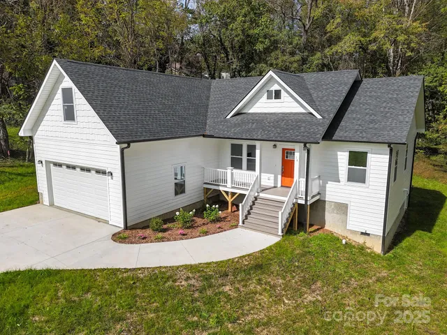 $512,500 | 14 Holcombe Road, Candler, NC 28715