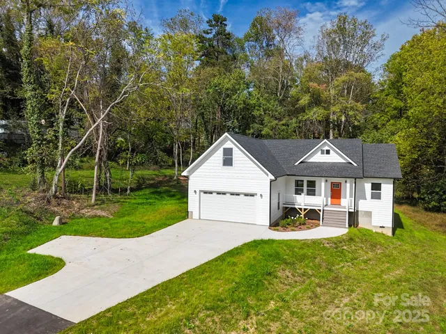 $512,500 | 14 Holcombe Road, Candler, NC 28715