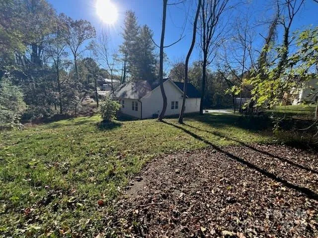 $512,500 | 14 Holcombe Road, Candler, NC 28715