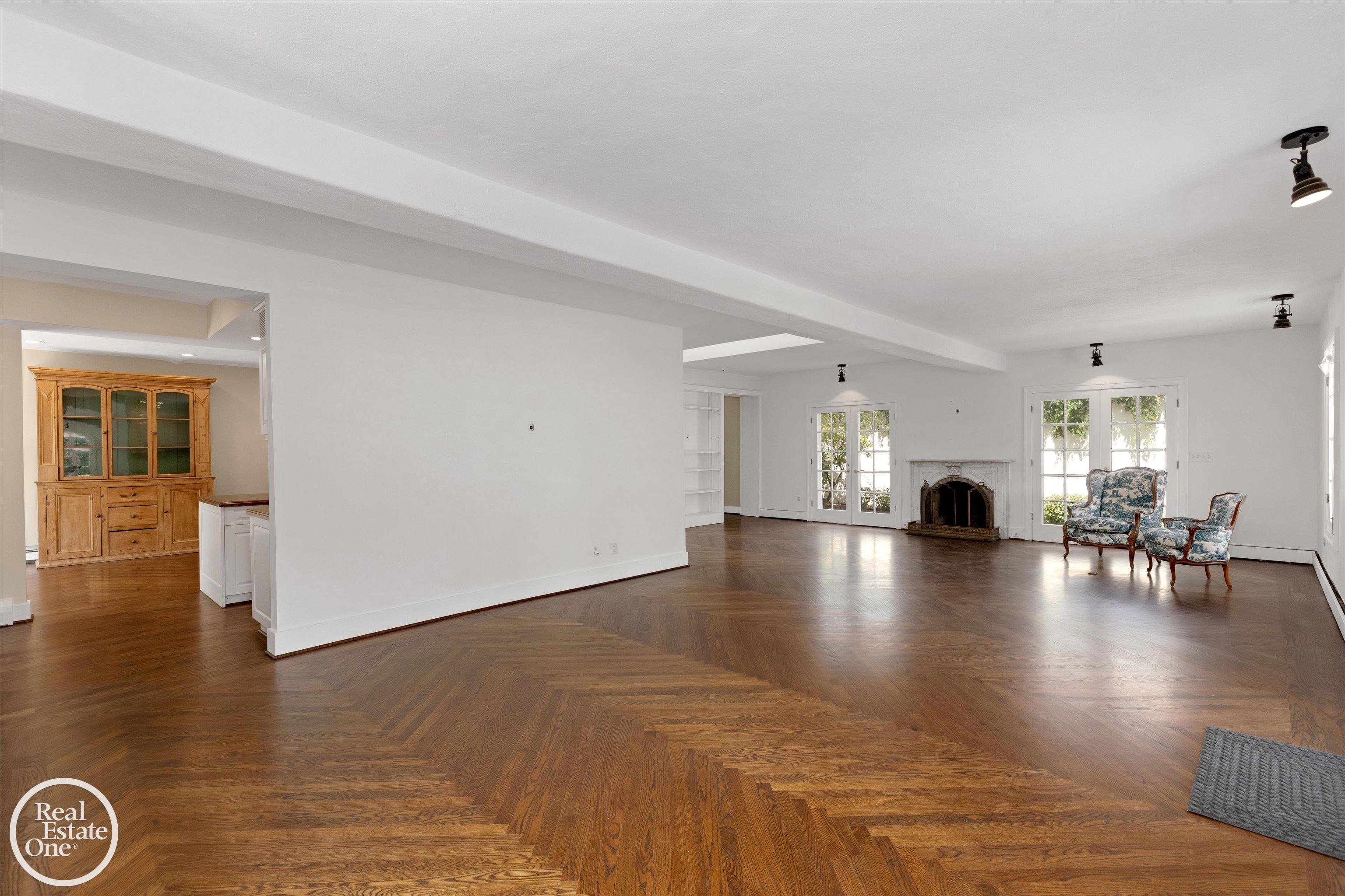 277 Lincoln Road Grosse Pointe, MI 48230 - Photo 7 of 63