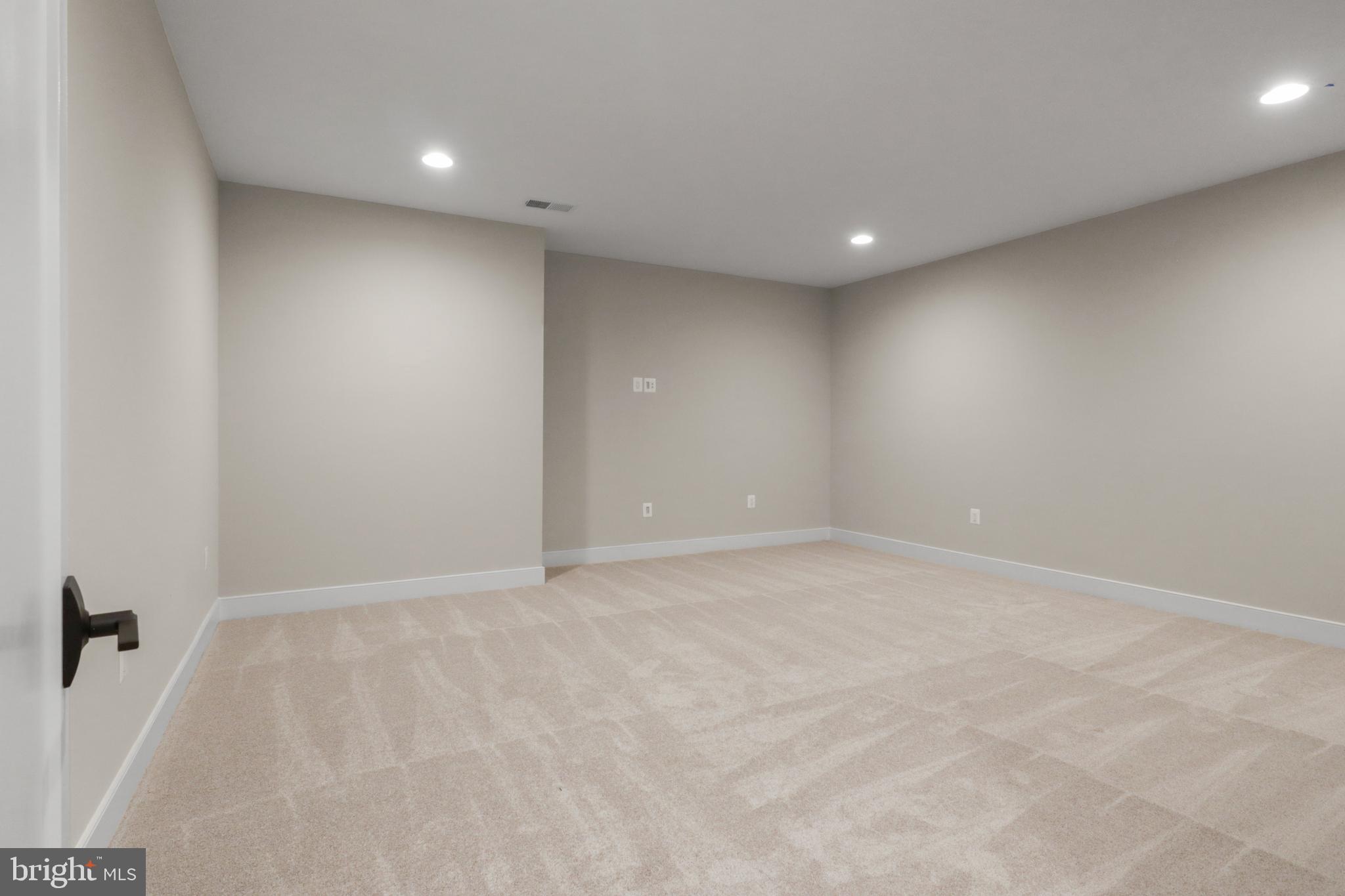 602 Kingsley Road Southwest Vienna, VA 22180 - Photo 52 of 79