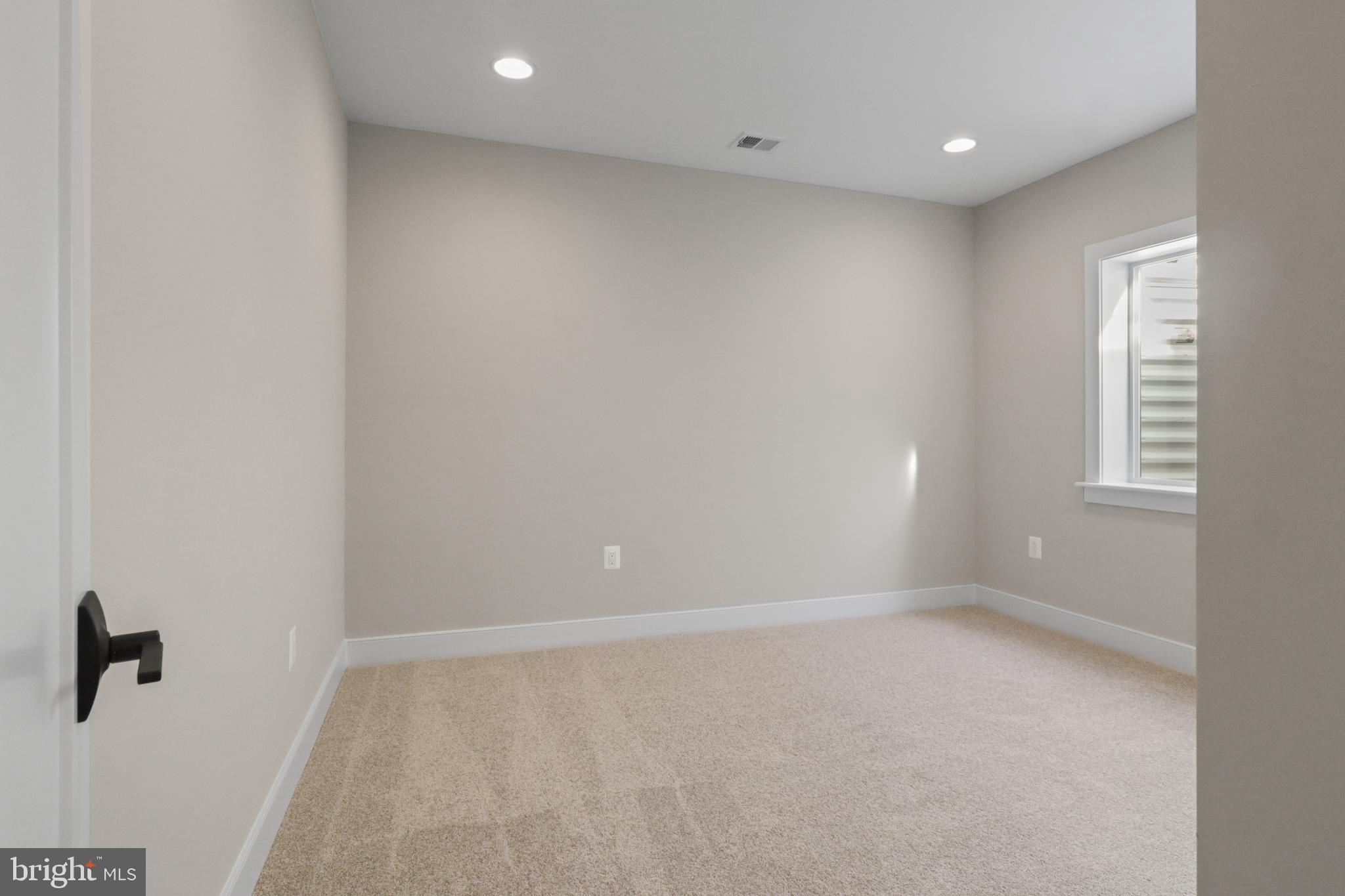 602 Kingsley Road Southwest Vienna, VA 22180 - Photo 56 of 79