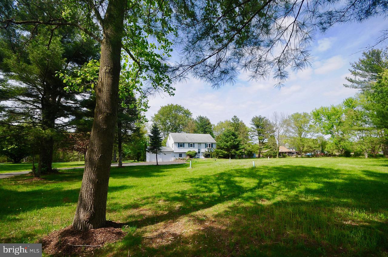 2439 Monmouth Road Jobstown, NJ 08041 - Photo 5 of 28 Front Of Home From Street