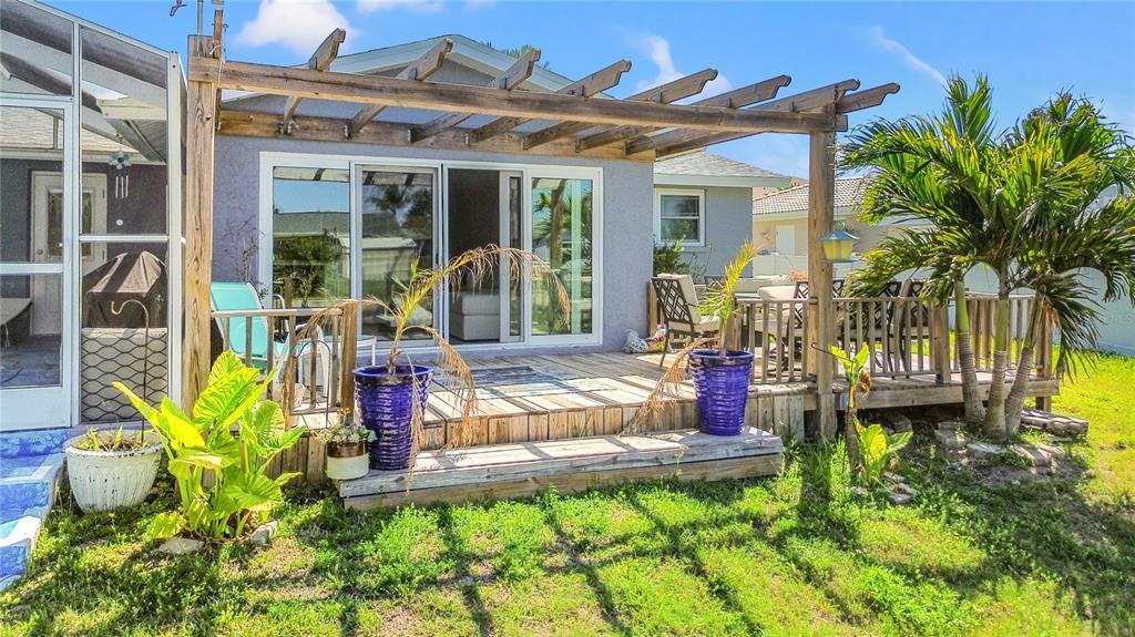 9917 San Sierra Way Port Richey, FL 34668 - Photo 26 of 33 front view of a house with a yard
