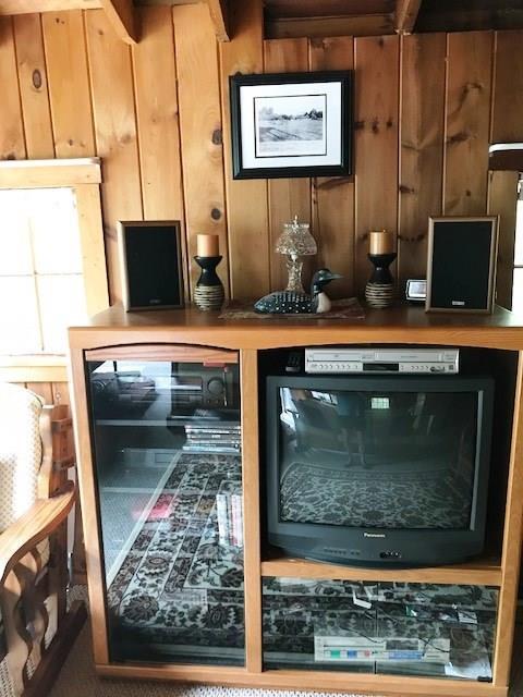 52 Arundel Road Raymond, ME 04071 - Photo 6 of 31 Some furniture is negotiable