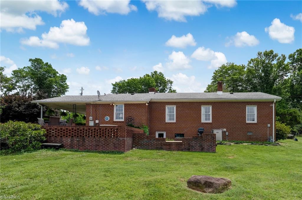 411 Vintage Road Eden, NC 27288 - Photo 36 of 40