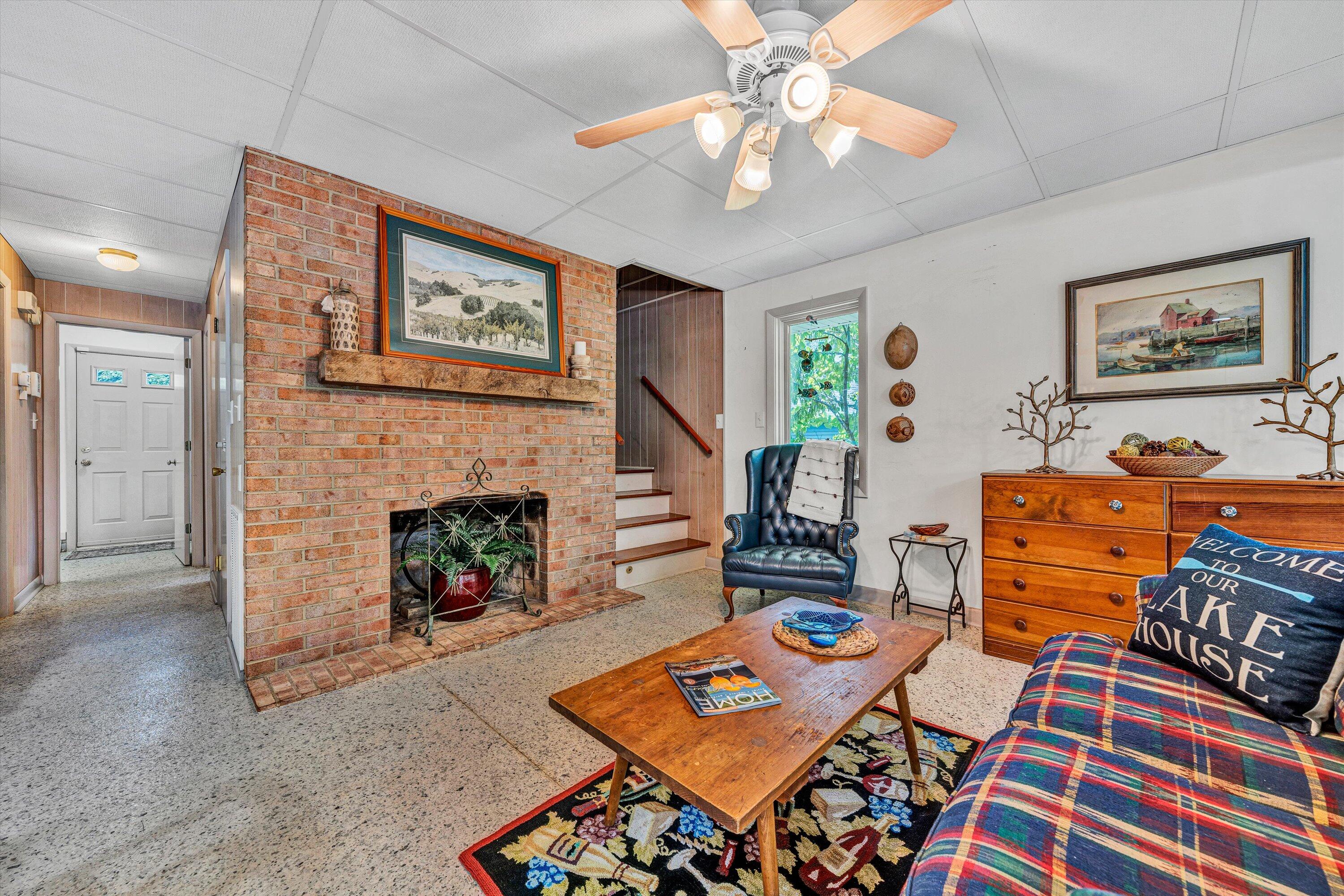 112 Mockingbird Hill Road Moneta, VA 24121 - Photo 25 of 63 19-DSC00181