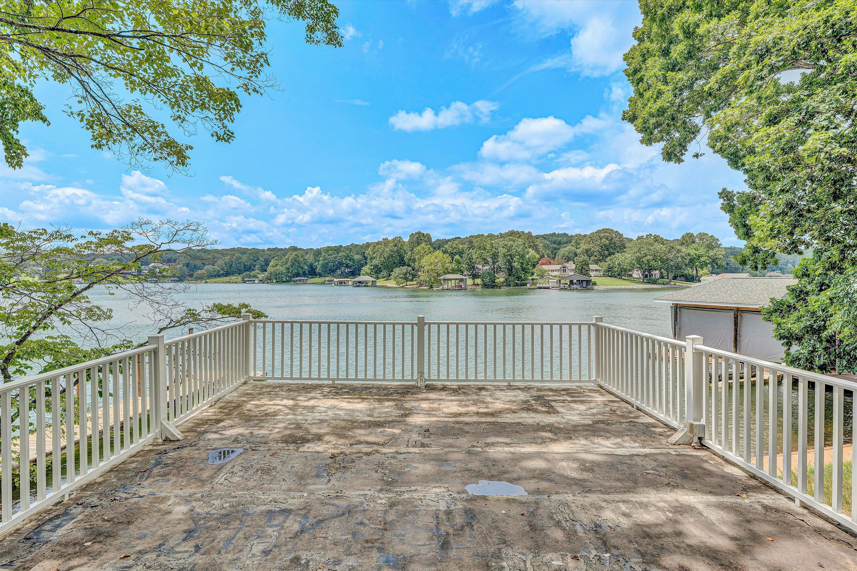 112 Mockingbird Hill Road Moneta, VA 24121 - Photo 4 of 63 60-DSC00304