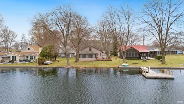 $425,000 | 99 EMS B42 Lane, Leesburg, IN 46538