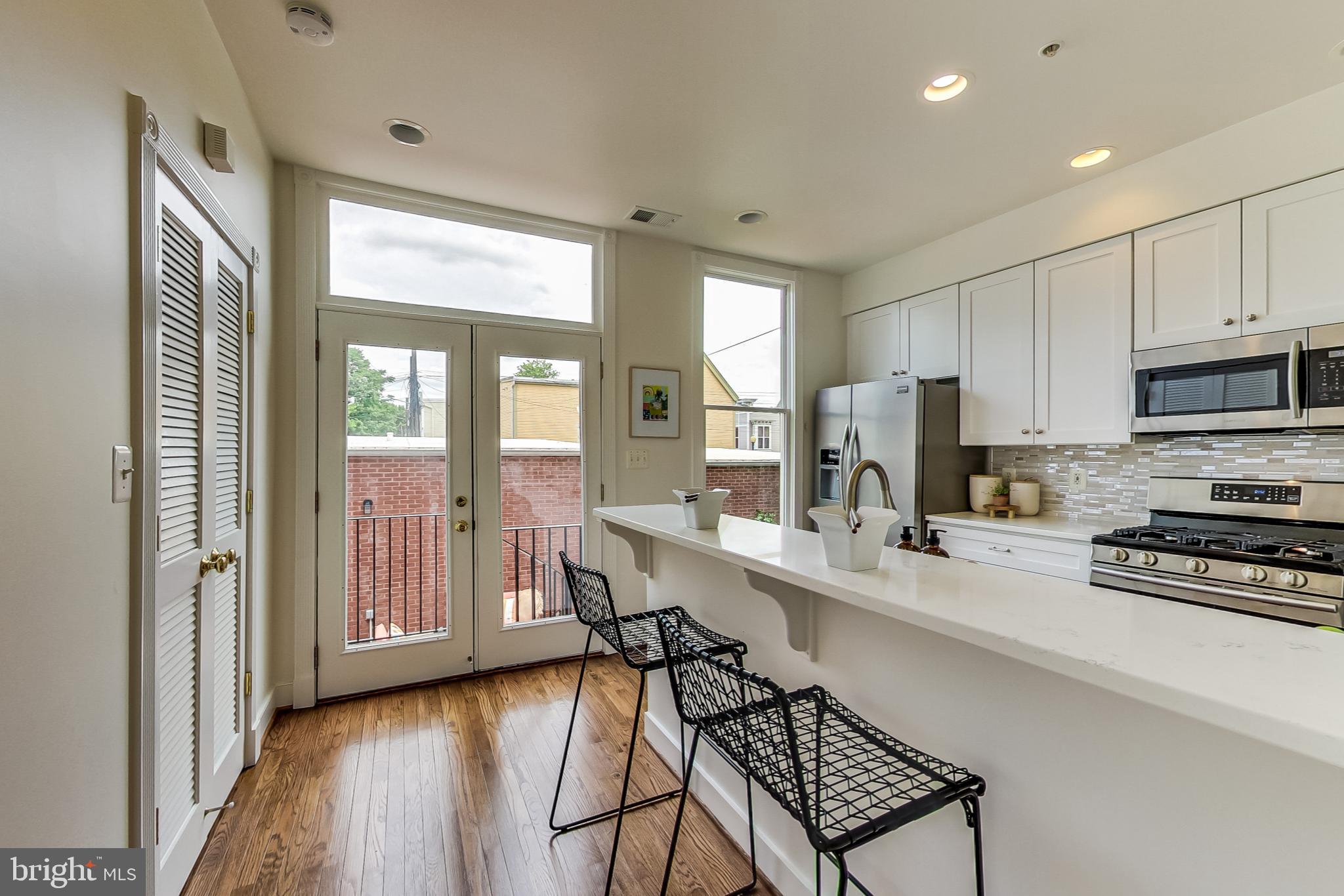 706 6th Street Southeast Washington, DC 20003 - Photo 12 of 54