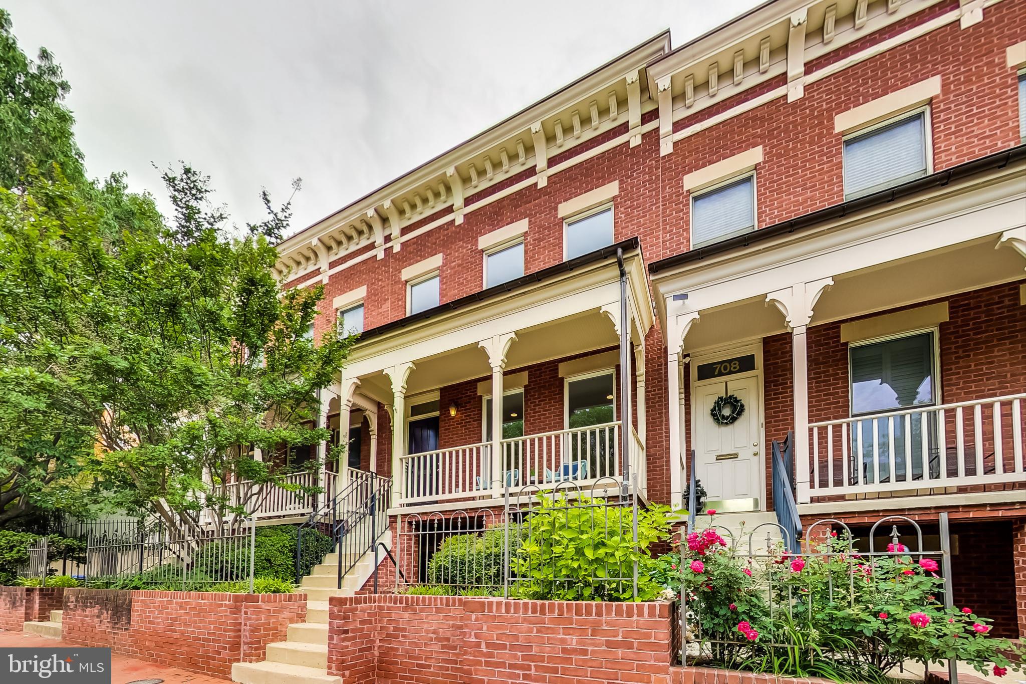 706 6th Street Southeast Washington, DC 20003 - Photo 2 of 54