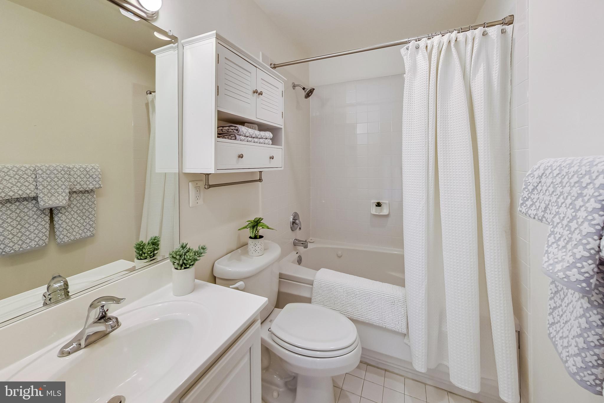 706 6th Street Southeast Washington, DC 20003 - Photo 25 of 54