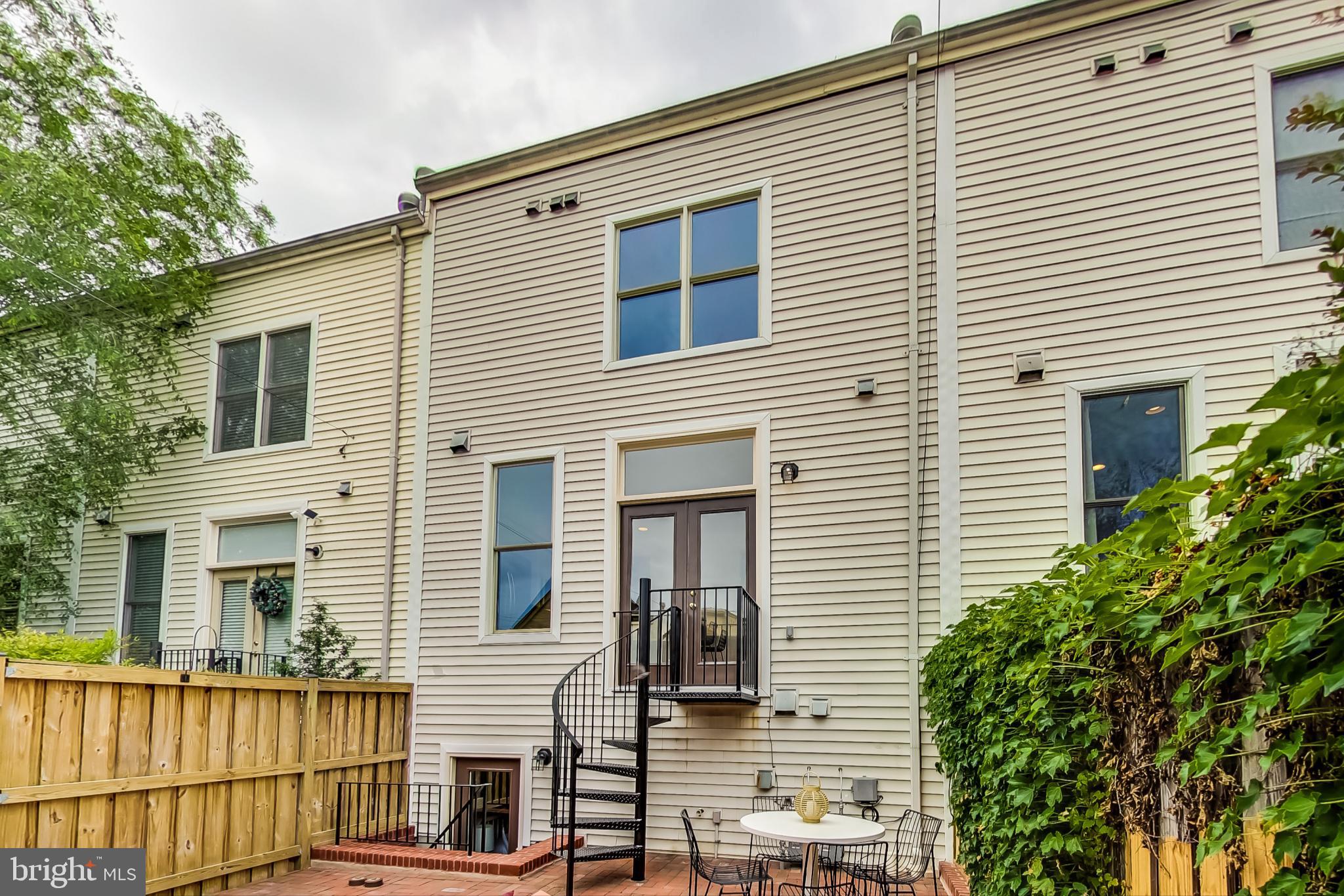 706 6th Street Southeast Washington, DC 20003 - Photo 40 of 54