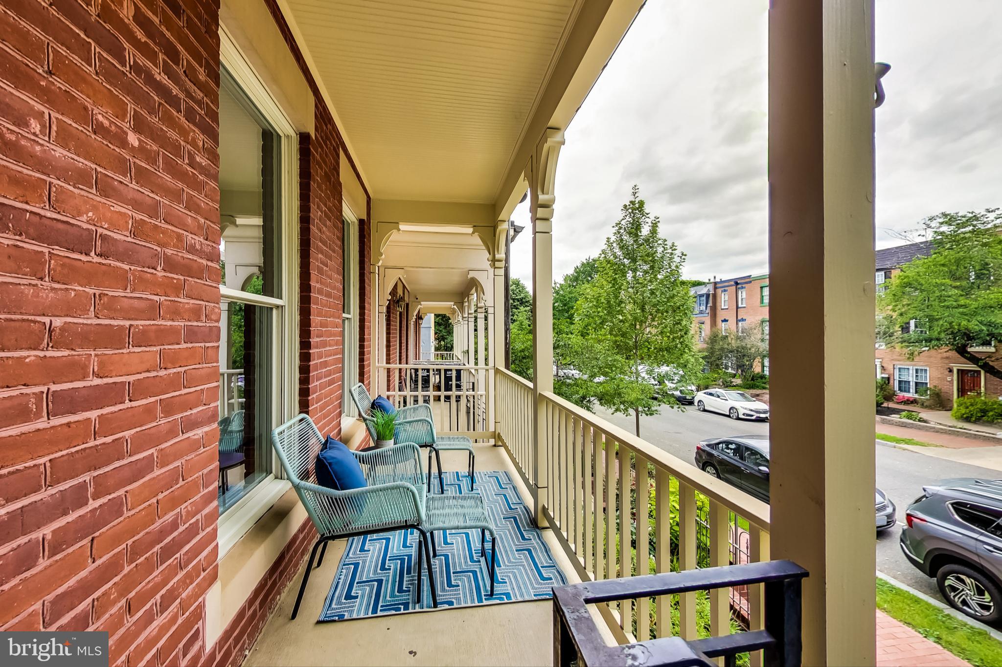 706 6th Street Southeast Washington, DC 20003 - Photo 4 of 54