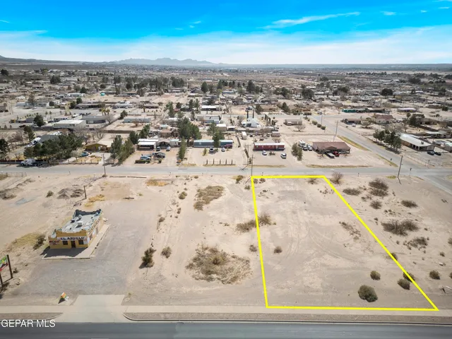 a view of a bathtub and an ocean view