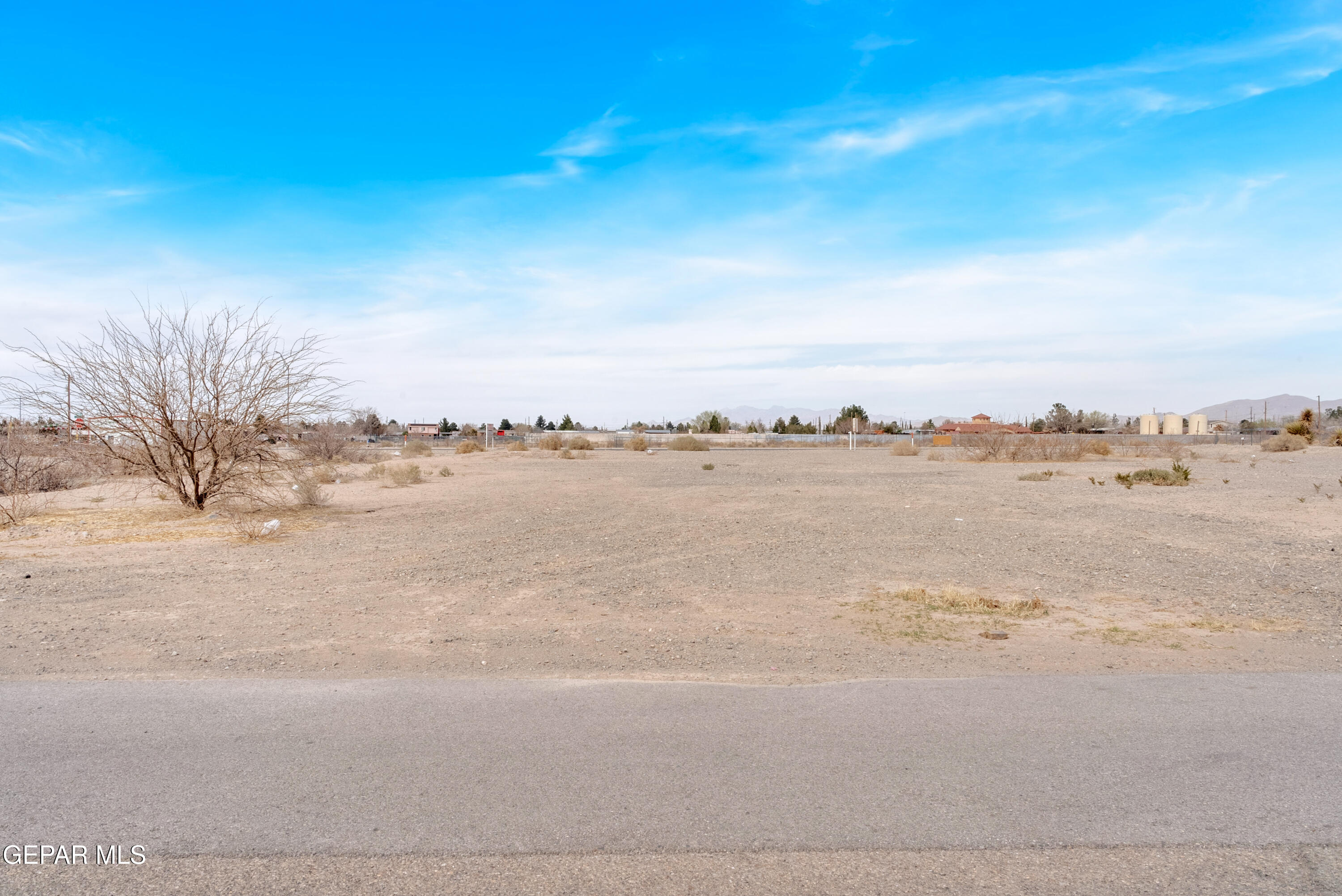 1400 2 Vinton Road Anthony, NM 88021 - Photo 5 of 20 a view of a lake with nearby beach