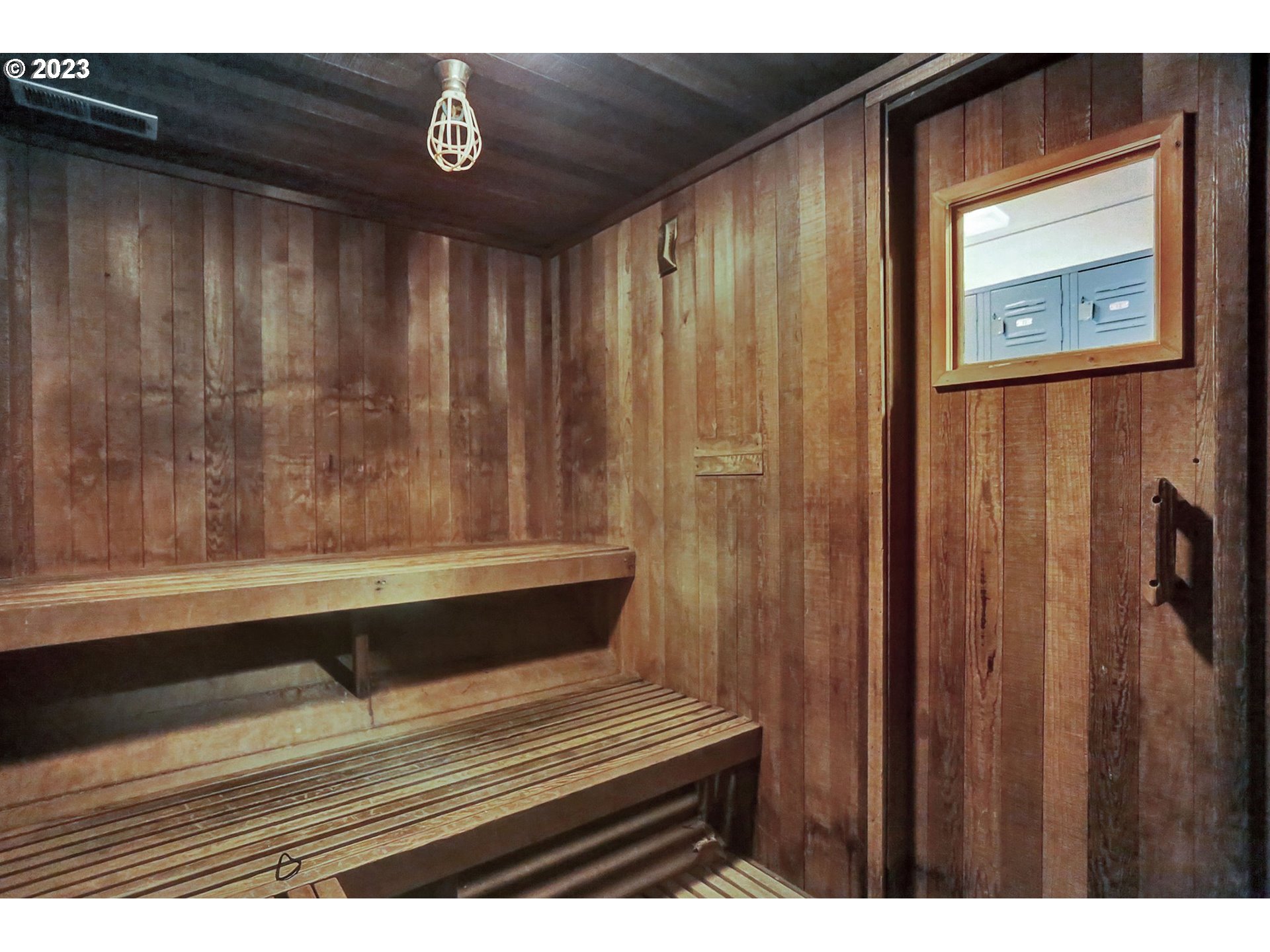 7518 Southwest Barnes Road, Unit A Portland, OR 97225 - Photo 30 of 32 Gallery Image 30