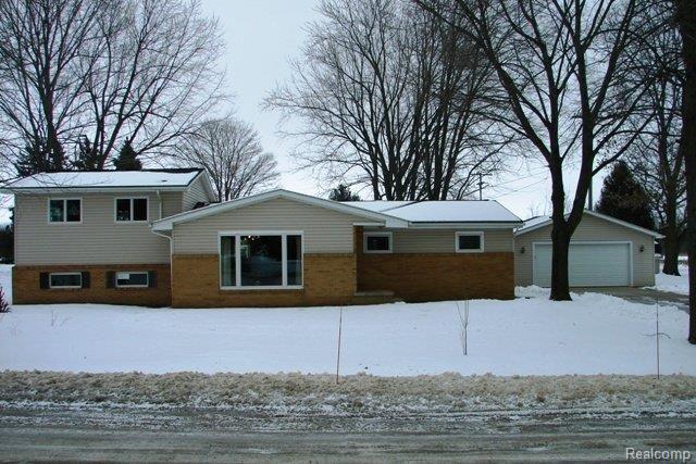 6736 Jones Road North Branch, MI 48461 - Photo 1 of 24 Jones Road front.jpg