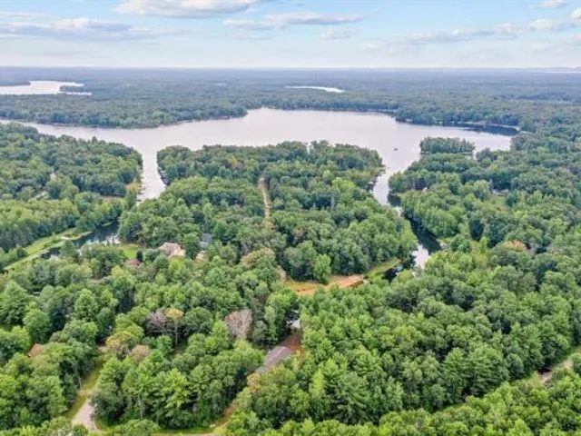 $329,000 | N1220 Otter Ponds Lane, Keshena, WI 54135