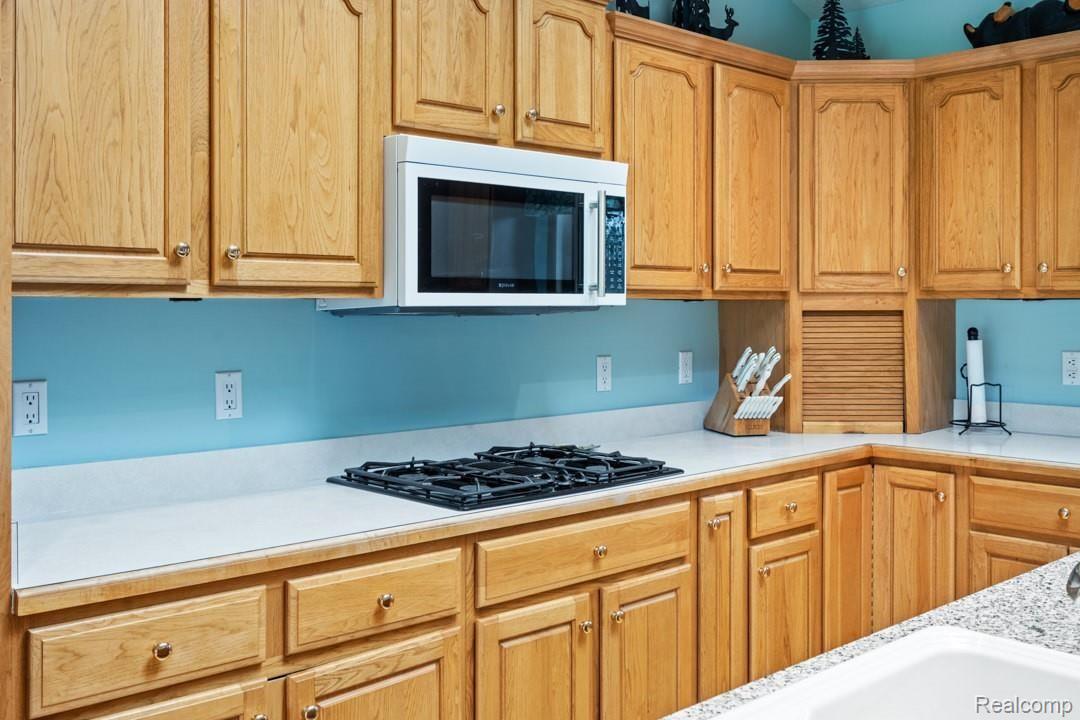 4353 North Irish Road Davison, MI 48423 - Photo 21 of 43 4353-N-Irish-Rd-18.jpg