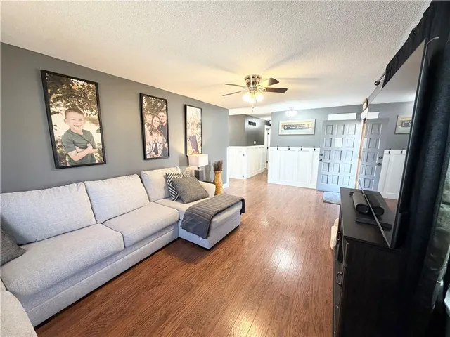 $259,900 | 2502 Flintstone Drive, St. Joseph, MO 64505