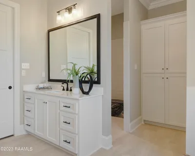 $499,000 | 104 Carriage Lakes Drive, Youngsville, LA 70592